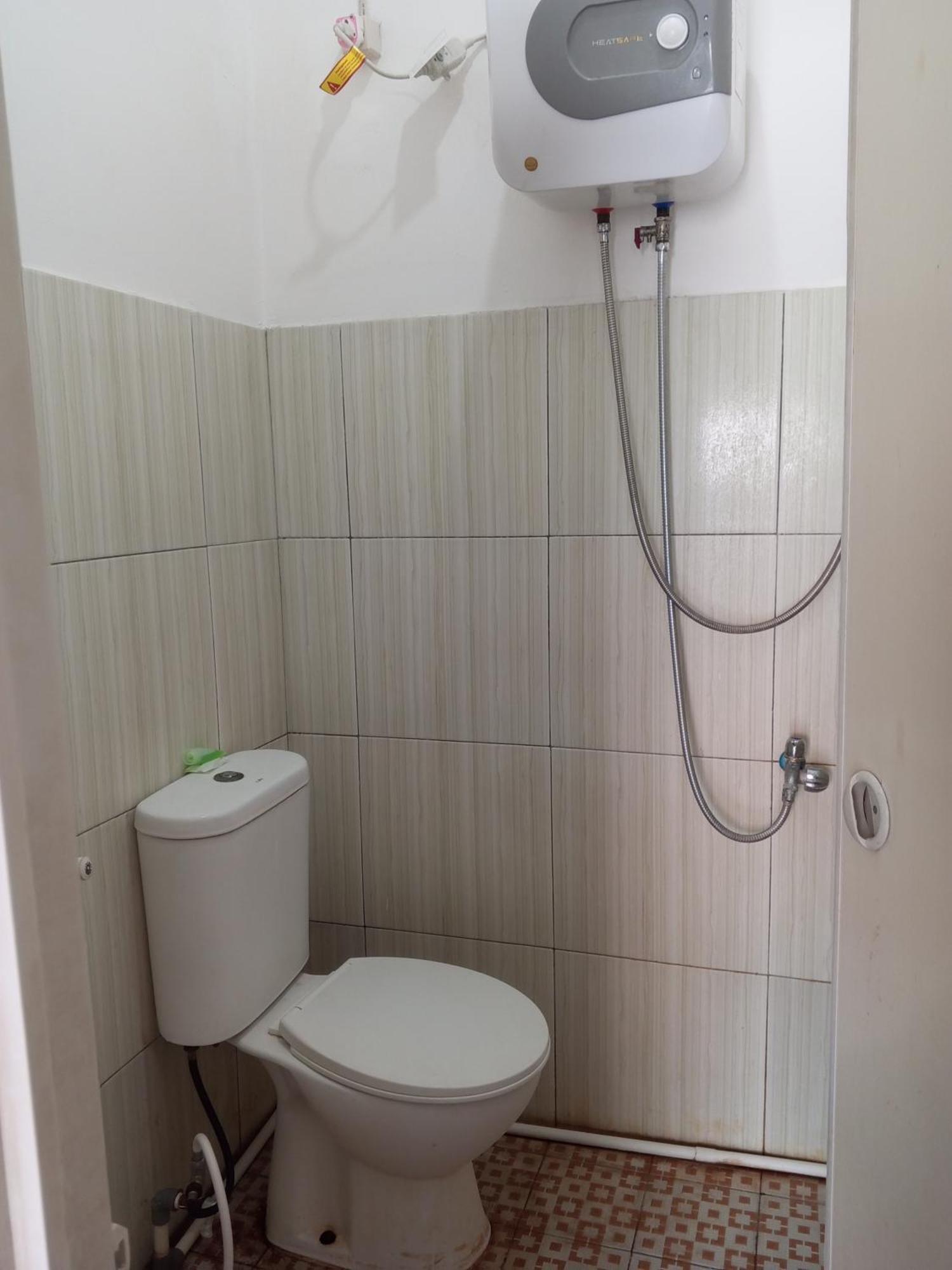 Oyo Life 92543 Ratu Sakti Syariah Hotel Semarang