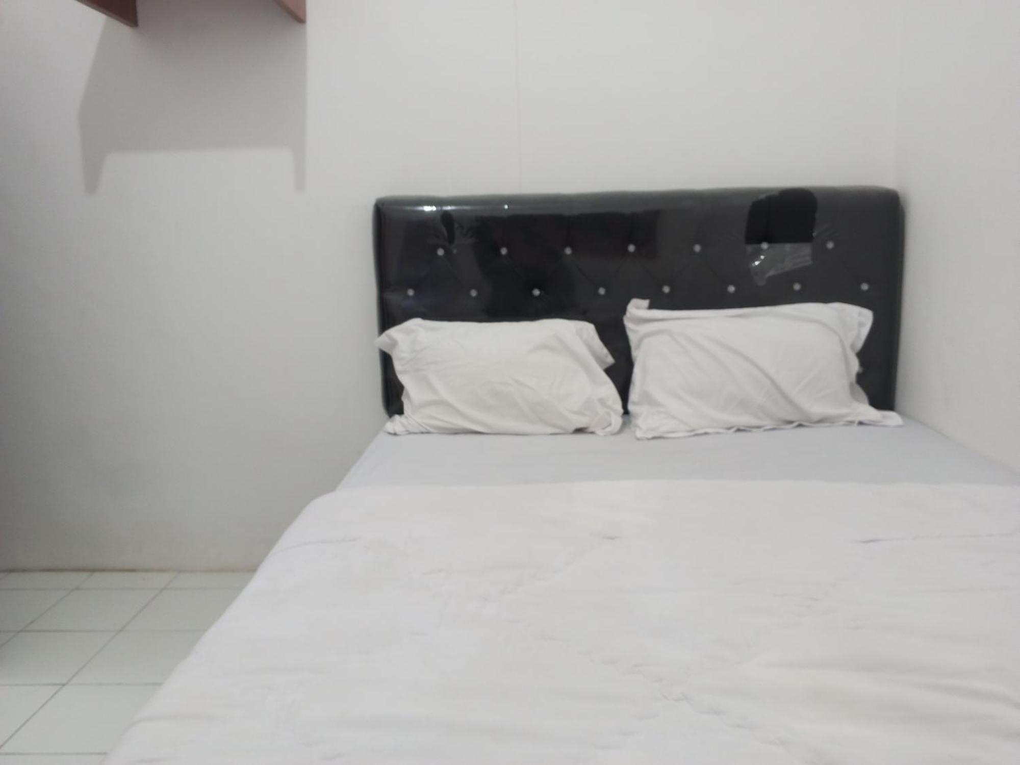 Hotel Oyo Life 92543 Ratu Sakti Syariah Semarang